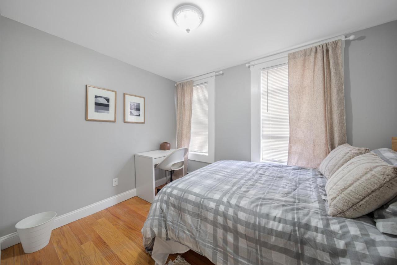 Easy Commute South Boston 4Br 1Bh Apt Bagian luar foto